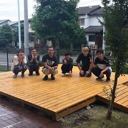 ★就労支援施設が運営する店舗へウッドデッキを企画･制作！