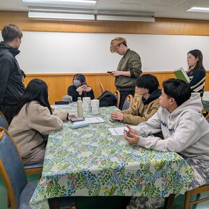 「産学展」開催に向けて学生たちが頑張ってます！